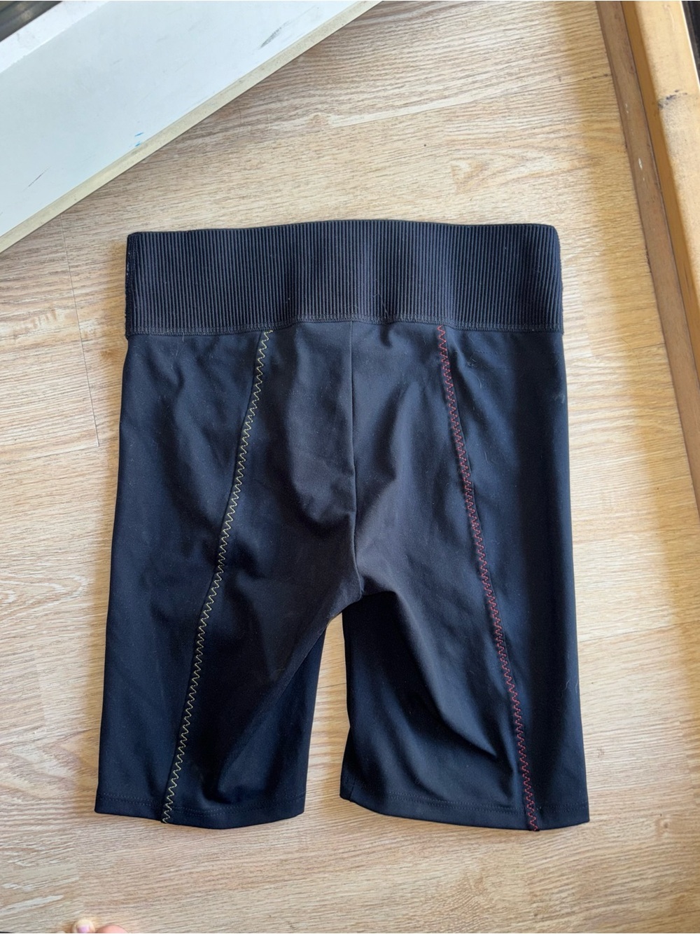 Shorts - Picture 5 of 6